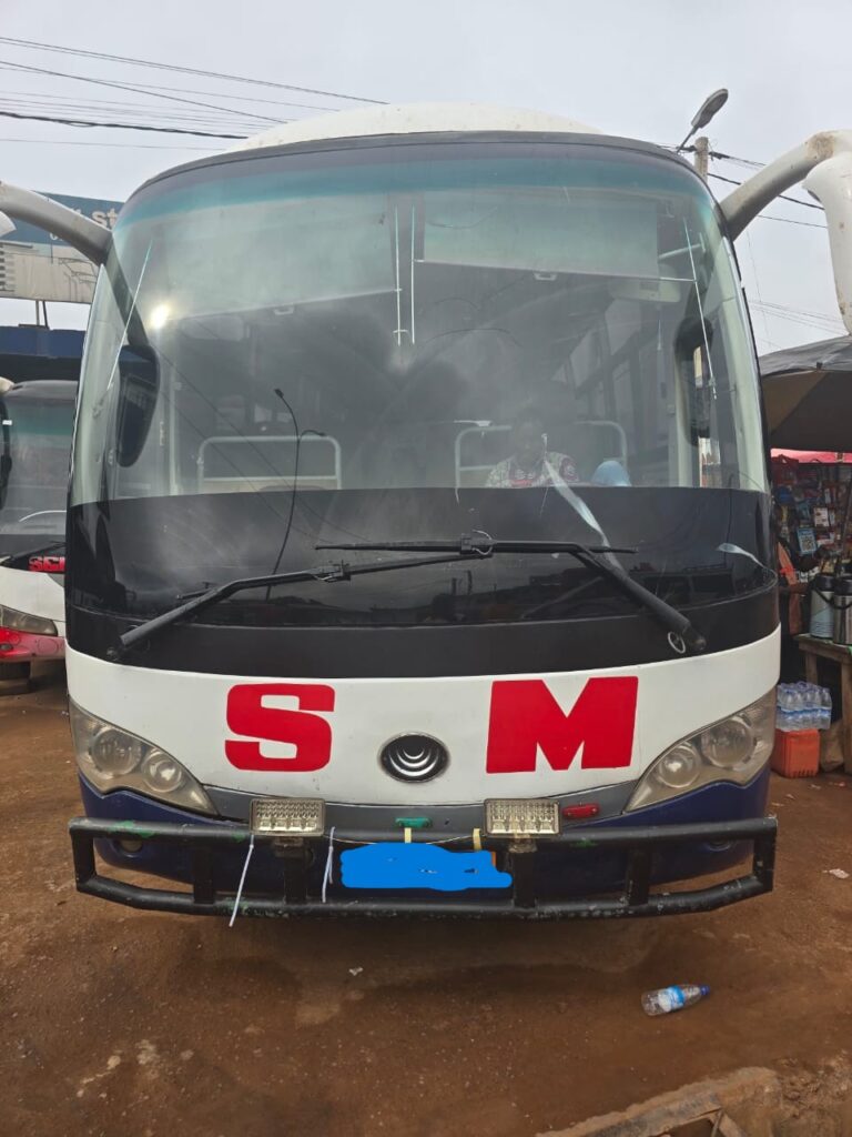 🚌 Location Grand Autocar (44 places / Gasoil) – Spécial Grands Groupes
